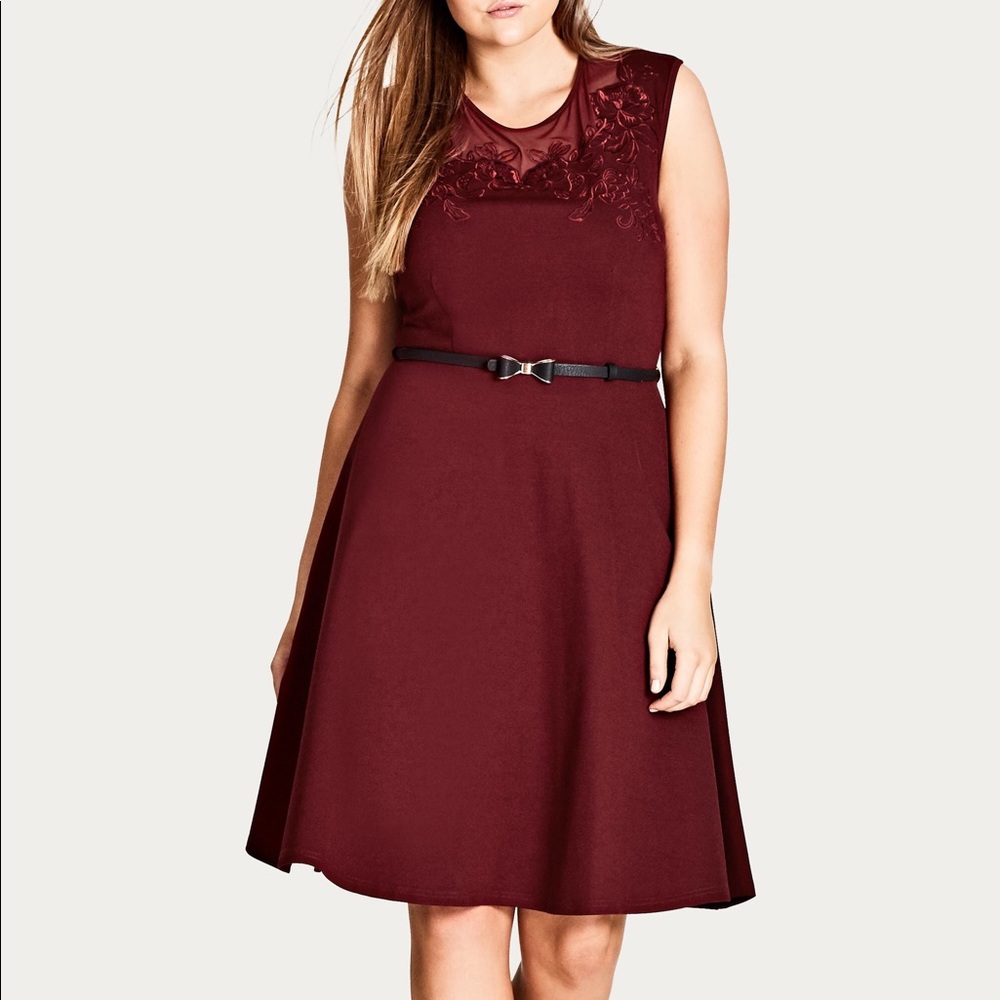 NWT Ruby Embroidered Flower Dress 22 City Chic